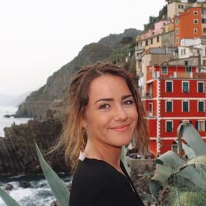 Meet your Posher, Olivia